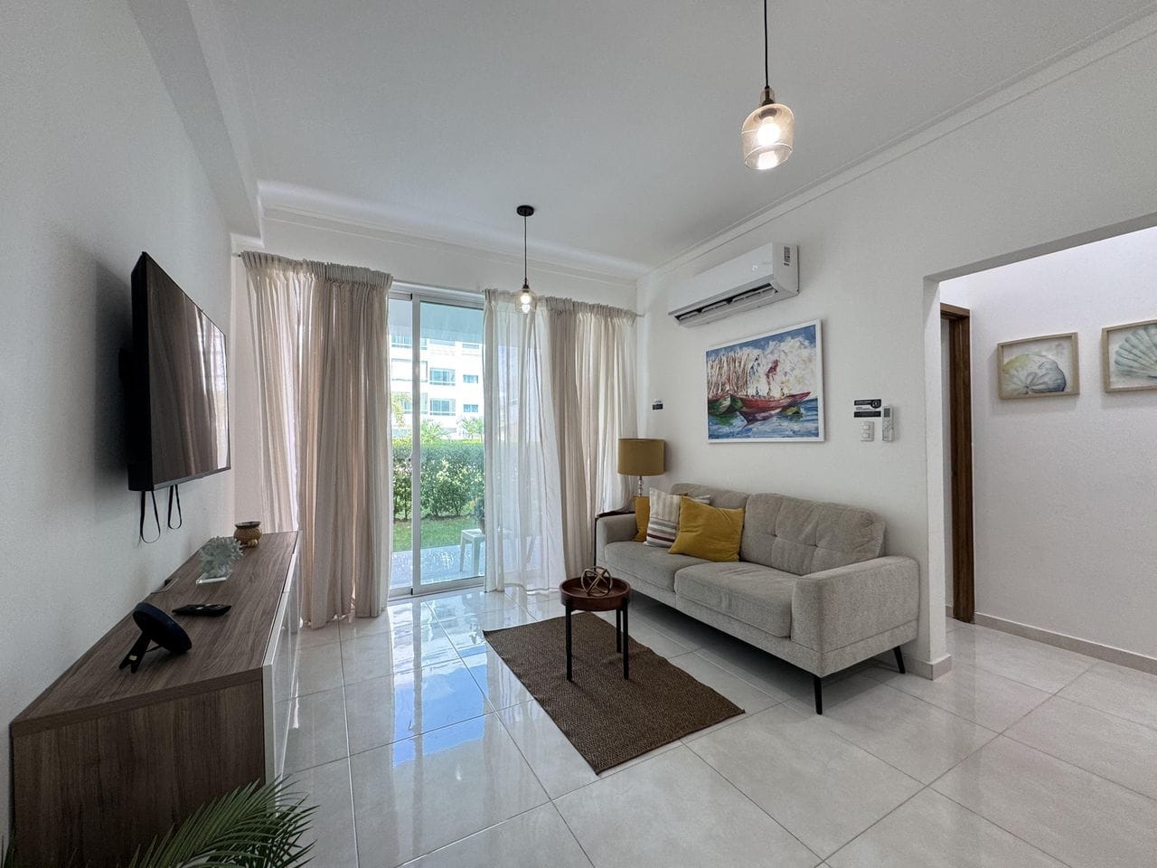 Vendo Apto AMUEBLADO en Juan Dolio 2 HABS 1er. Nivel REBAJADO Y DE OPO Foto 7272743-3.jpg