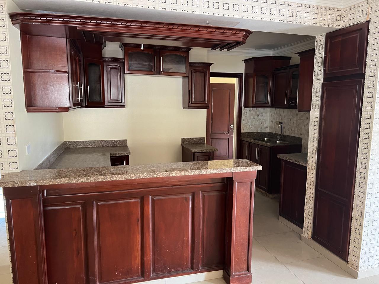 Vendo Apto en lo Mejor de  CORALES DEL SUR 3 HABS. 1ER. NIVEL 120 Mts. Foto 7272748-3.jpg