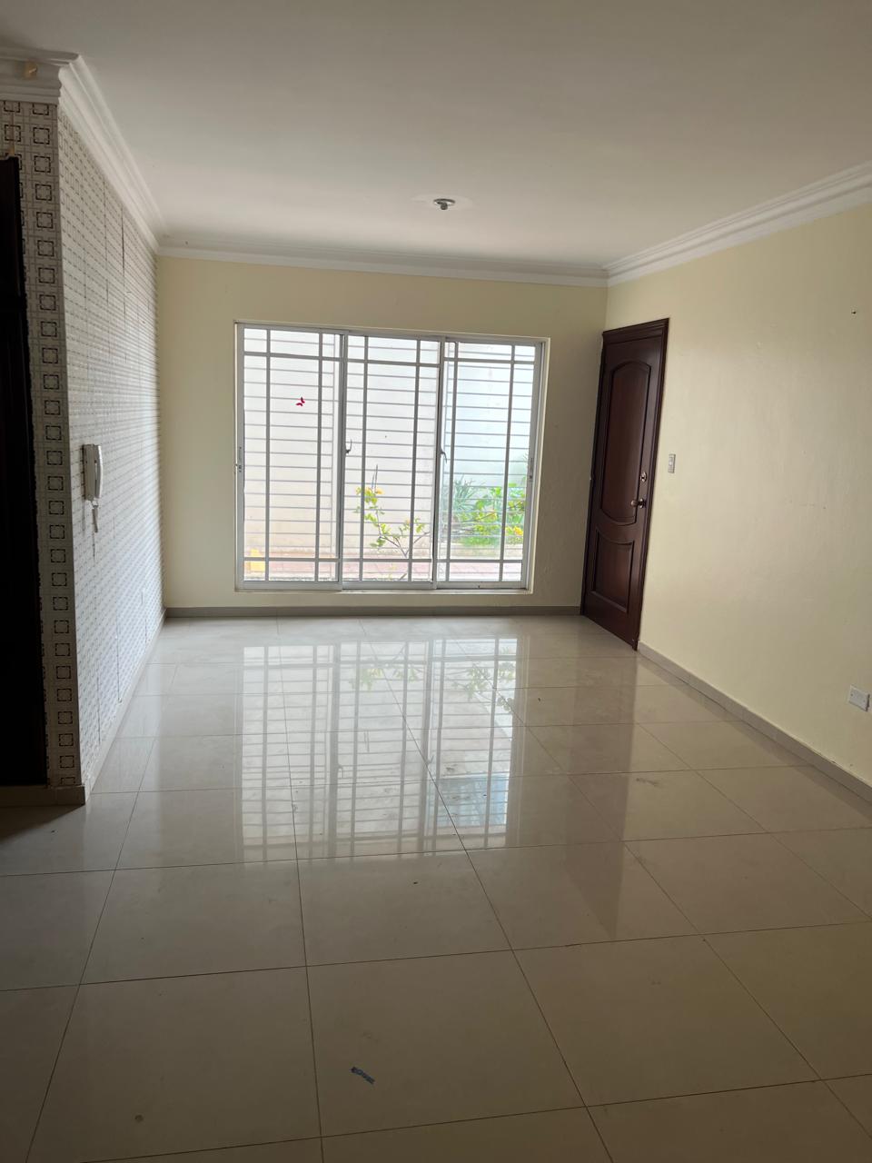 Vendo Apto en lo Mejor de  CORALES DEL SUR 3 HABS. 1ER. NIVEL 120 Mts. Foto 7272748-6.jpg