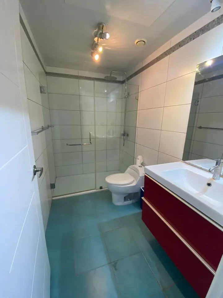 Elegante y lujoso apartamento amueblado en Marbella Foto 7272836-12.jpg
