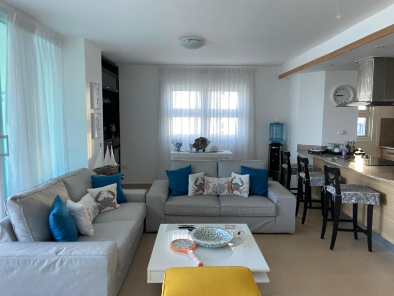 Amplio y lujoso apartamento amueblado en Marbella Foto 7272838-4.jpg
