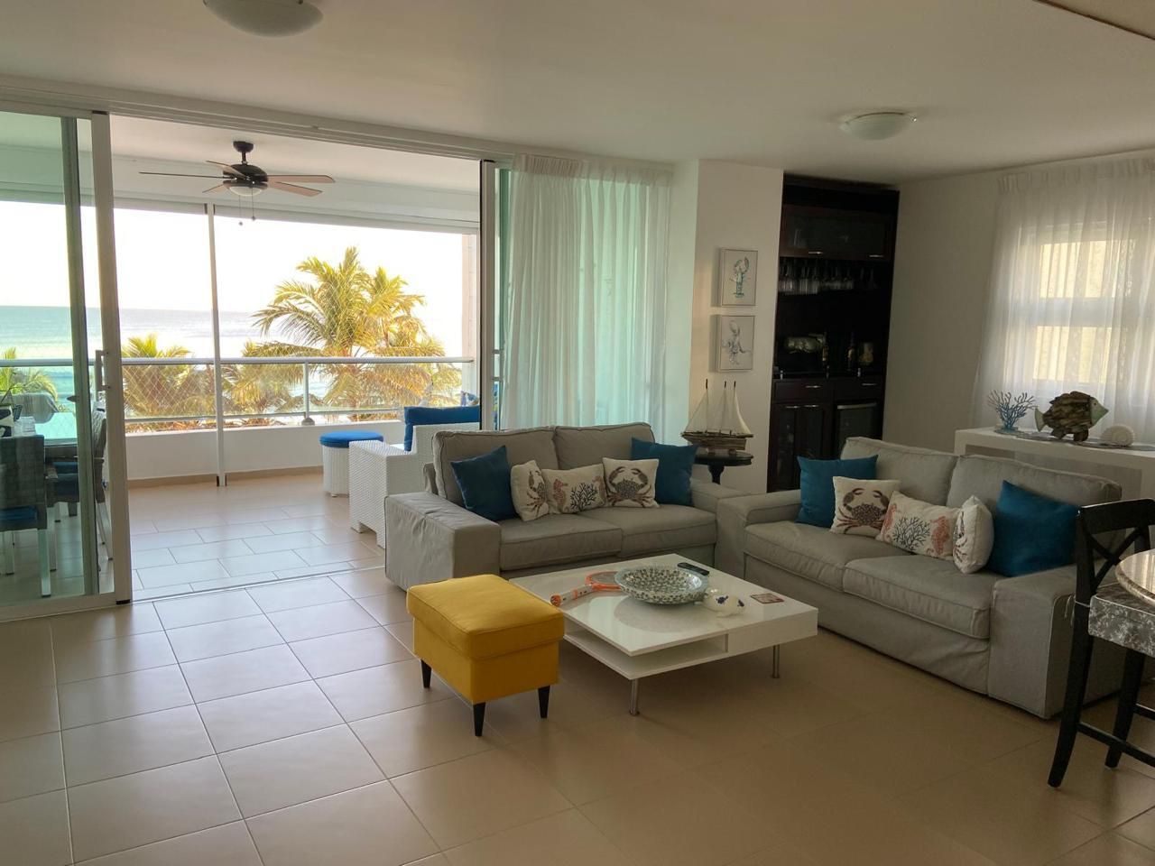 Amplio y lujoso apartamento amueblado en Marbella Foto 7272838-5.jpg