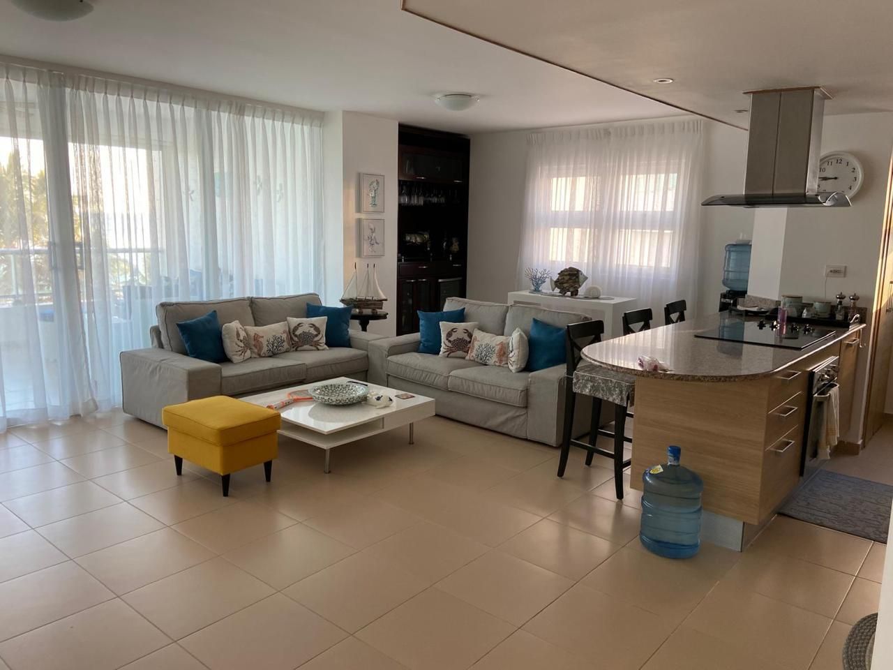Amplio y lujoso apartamento amueblado en Marbella Foto 7272838-6.jpg