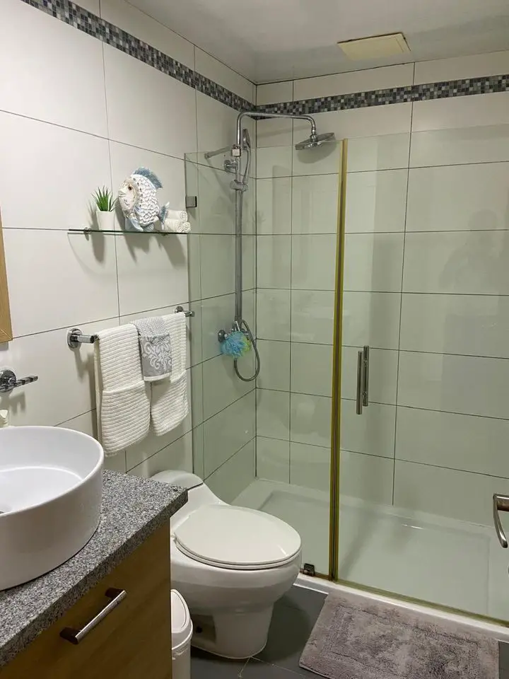 Amplio y lujoso apartamento amueblado en Marbella Foto 7272838-9.jpg