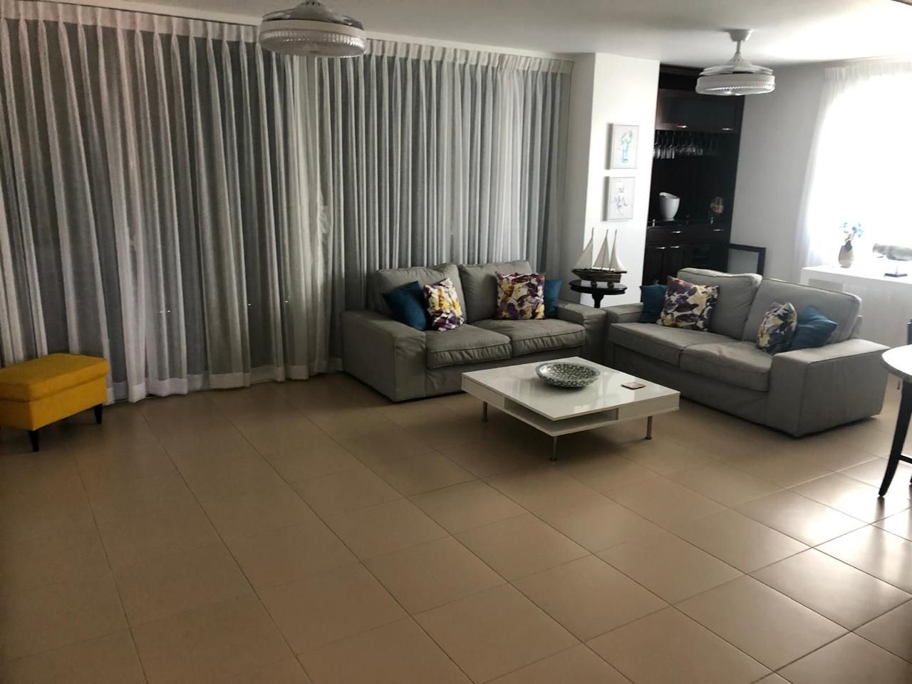 Amplio apartamento en Marbella amueblado Foto 7272844-5.jpg