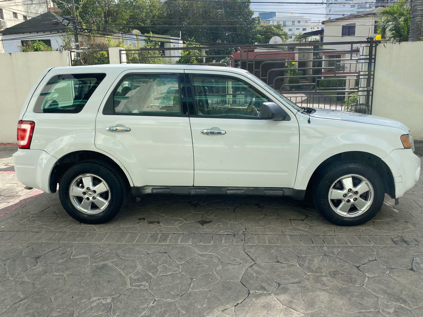 Ford Escape 2010 Foto 7272857-3.jpg
