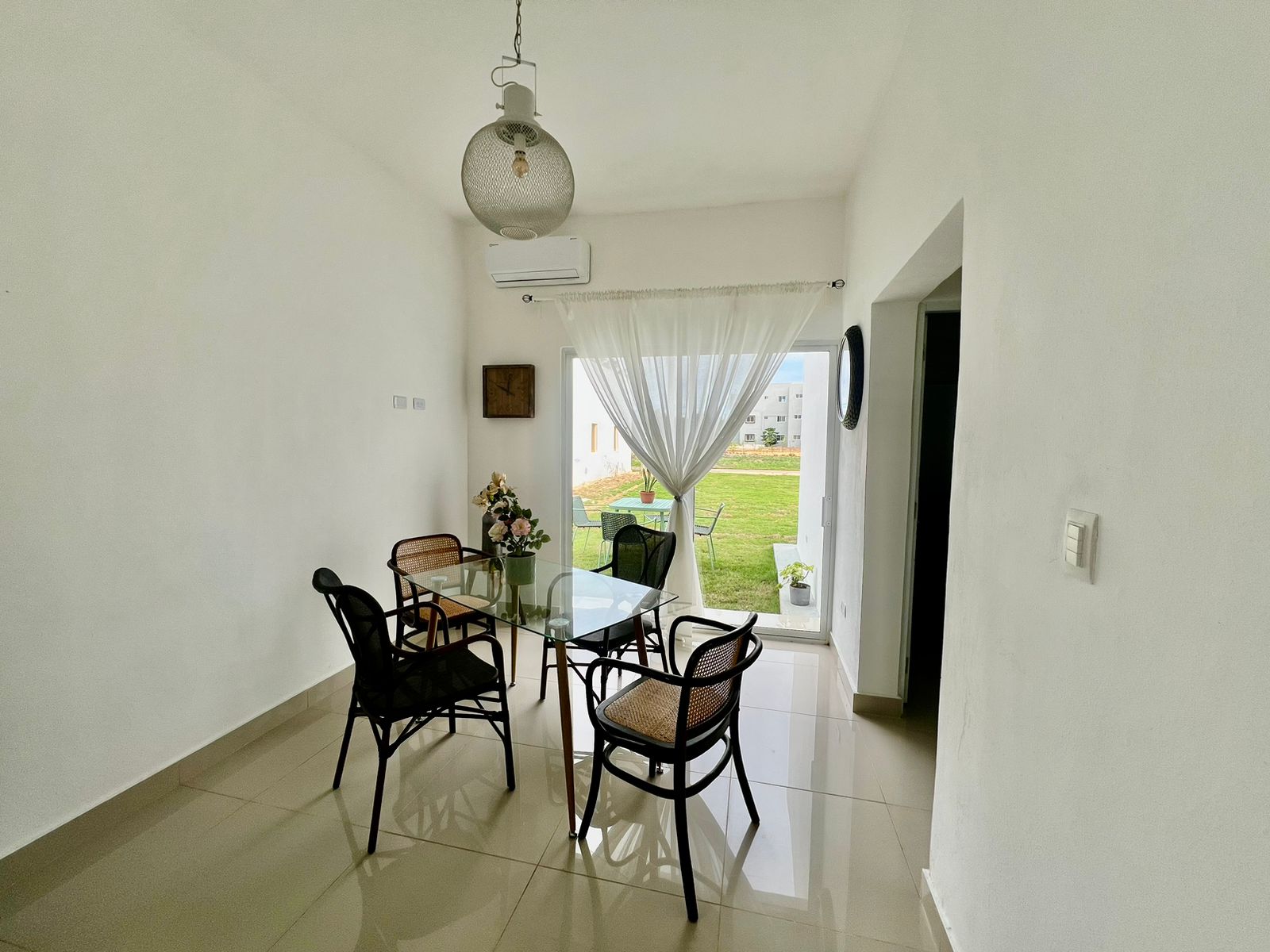 PROYECTO DE VILLAS DESARROLLADO CON UN ESTILO ARQUITECTÓNICO MODERNO. Foto 7272985-3.jpg