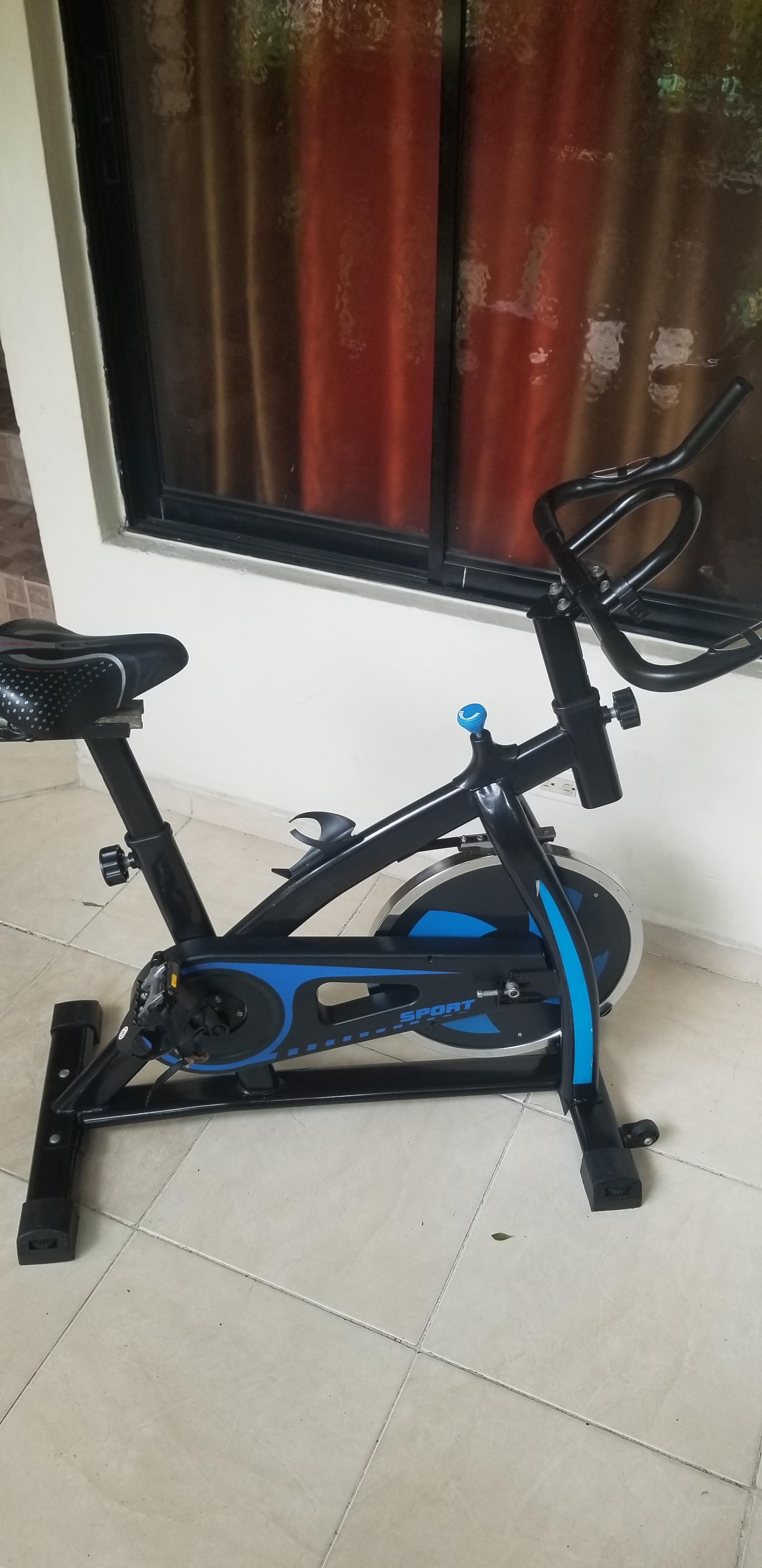 Bicicletas de ejercicio Foto 7273012-3.jpg