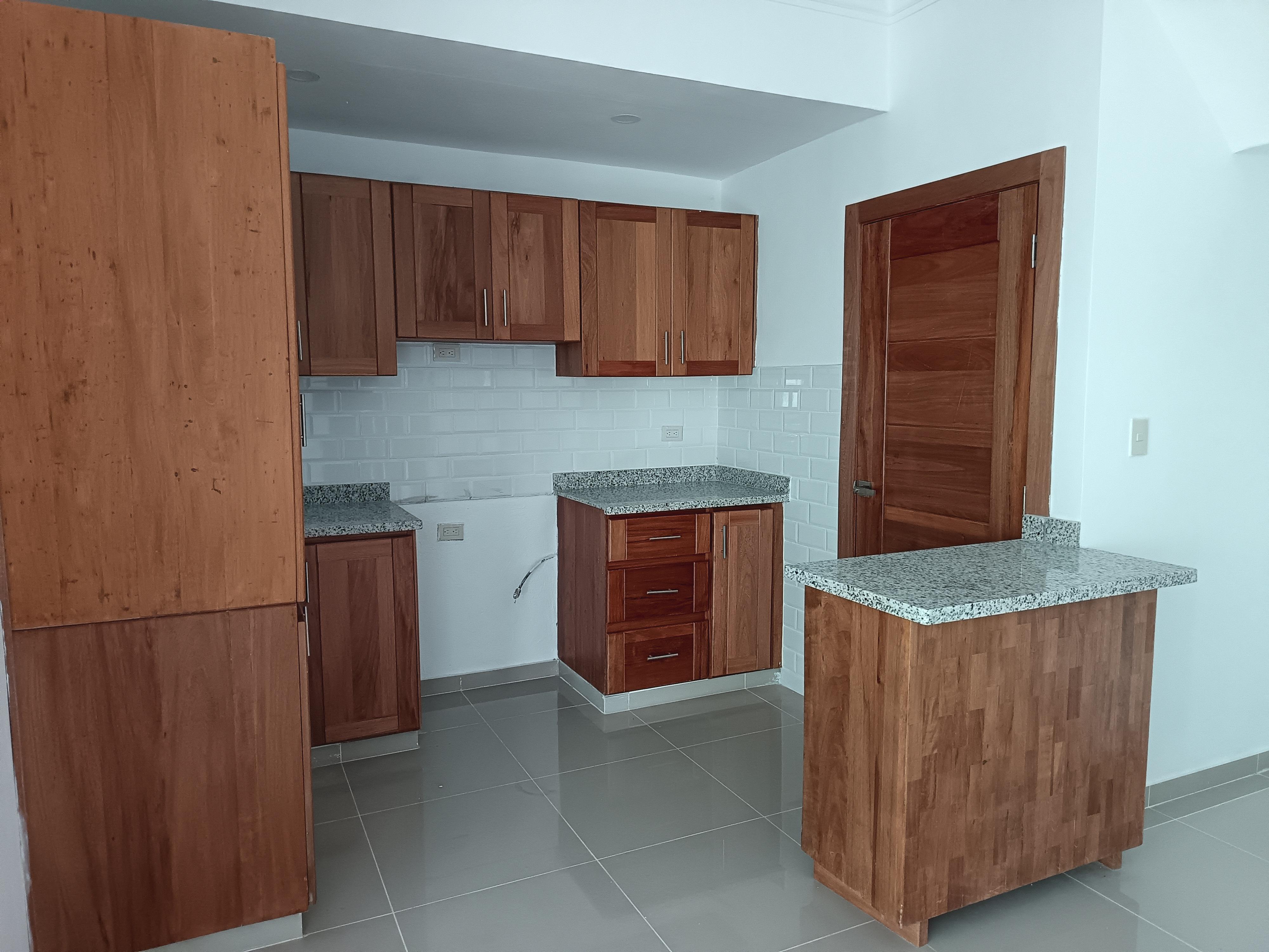 Impresionante  2do Piso Con Terraza 3 Hab Reparto Los 3 Ojos Foto 7273030-9.jpg