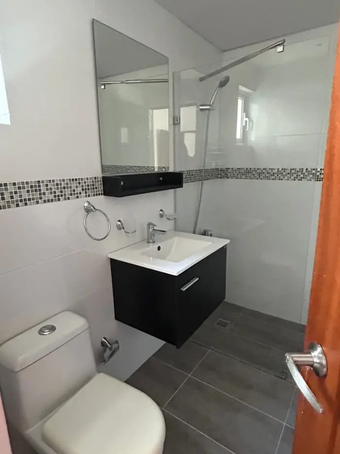 Se alquila hermoso apartamento Evaristo Morales Foto 7273031-2.jpg