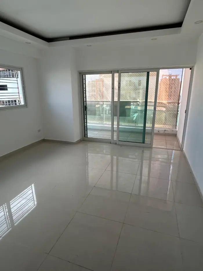 Se alquila hermoso apartamento Evaristo Morales Foto 7273031-3.jpg
