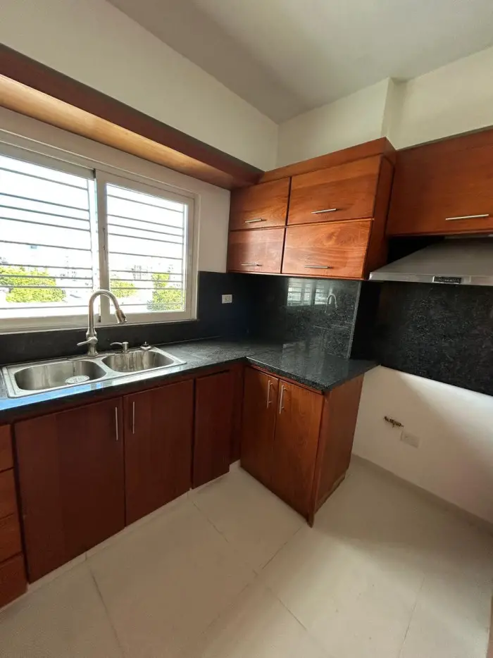 Se alquila hermoso apartamento Evaristo Morales Foto 7273031-6.jpg
