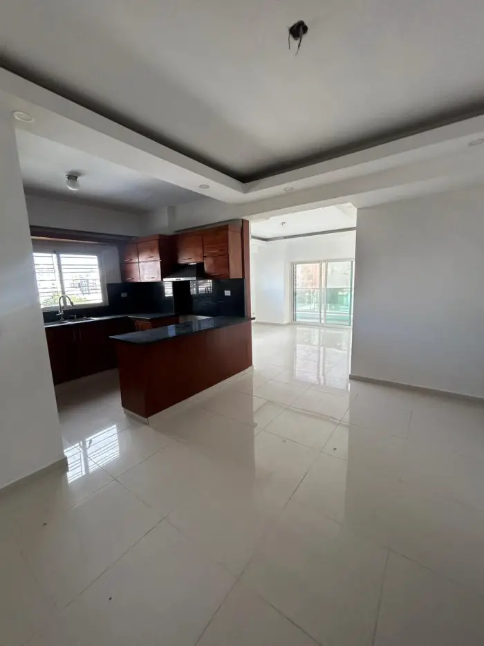 Se alquila hermoso apartamento Evaristo Morales Foto 7273031-7.jpg