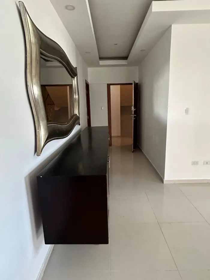 Se alquila hermoso apartamento Evaristo Morales Foto 7273031-8.jpg