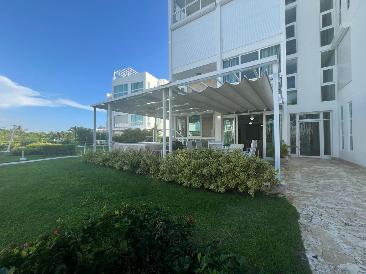 Alquilo y vendo un apartamento en Playa nueva Romana Foto 7273050-2.jpg