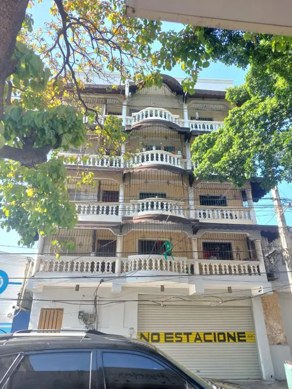 EDIFICIO Y LOCALES COMERCIALES EN VENTA Foto 7273073-1.jpg