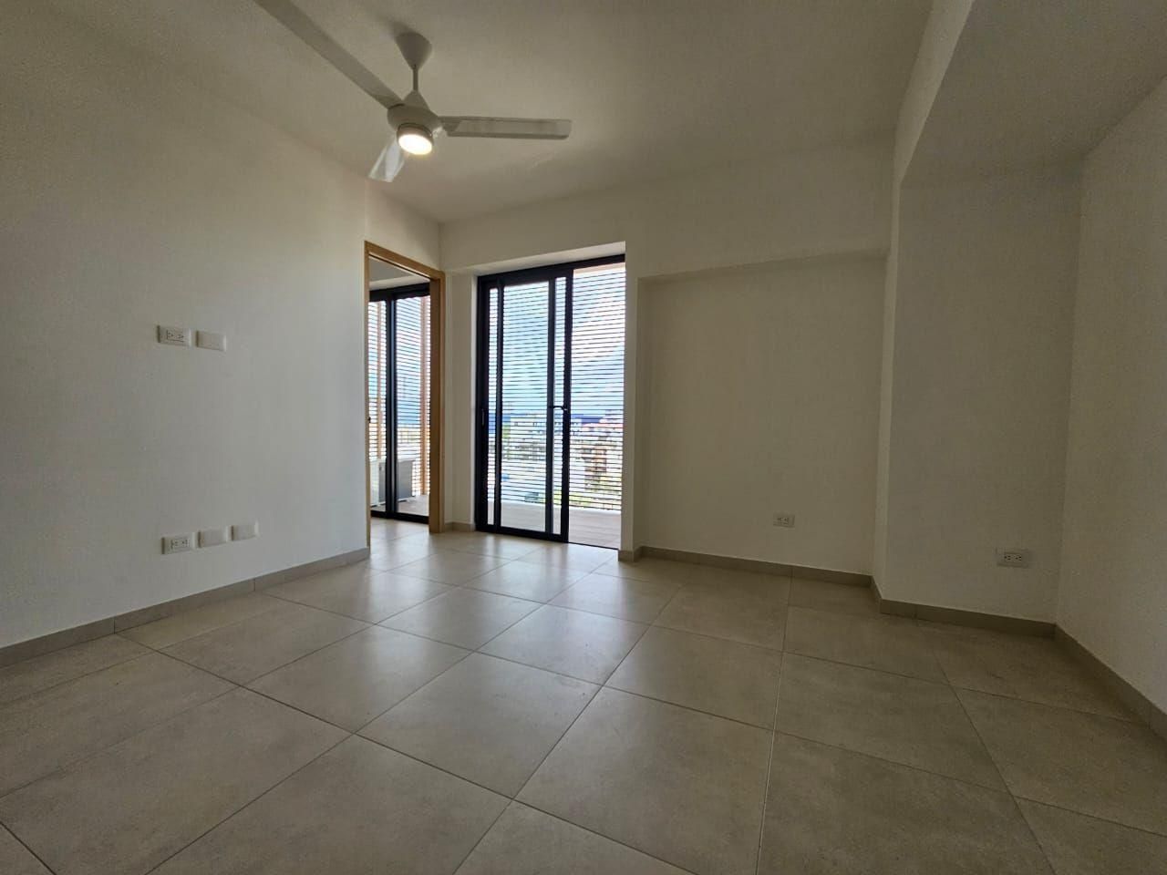 Apartamento CON LINEA BLANCA en alquiler en Arroyo Hondo Viejo Foto 7273079-4.jpg