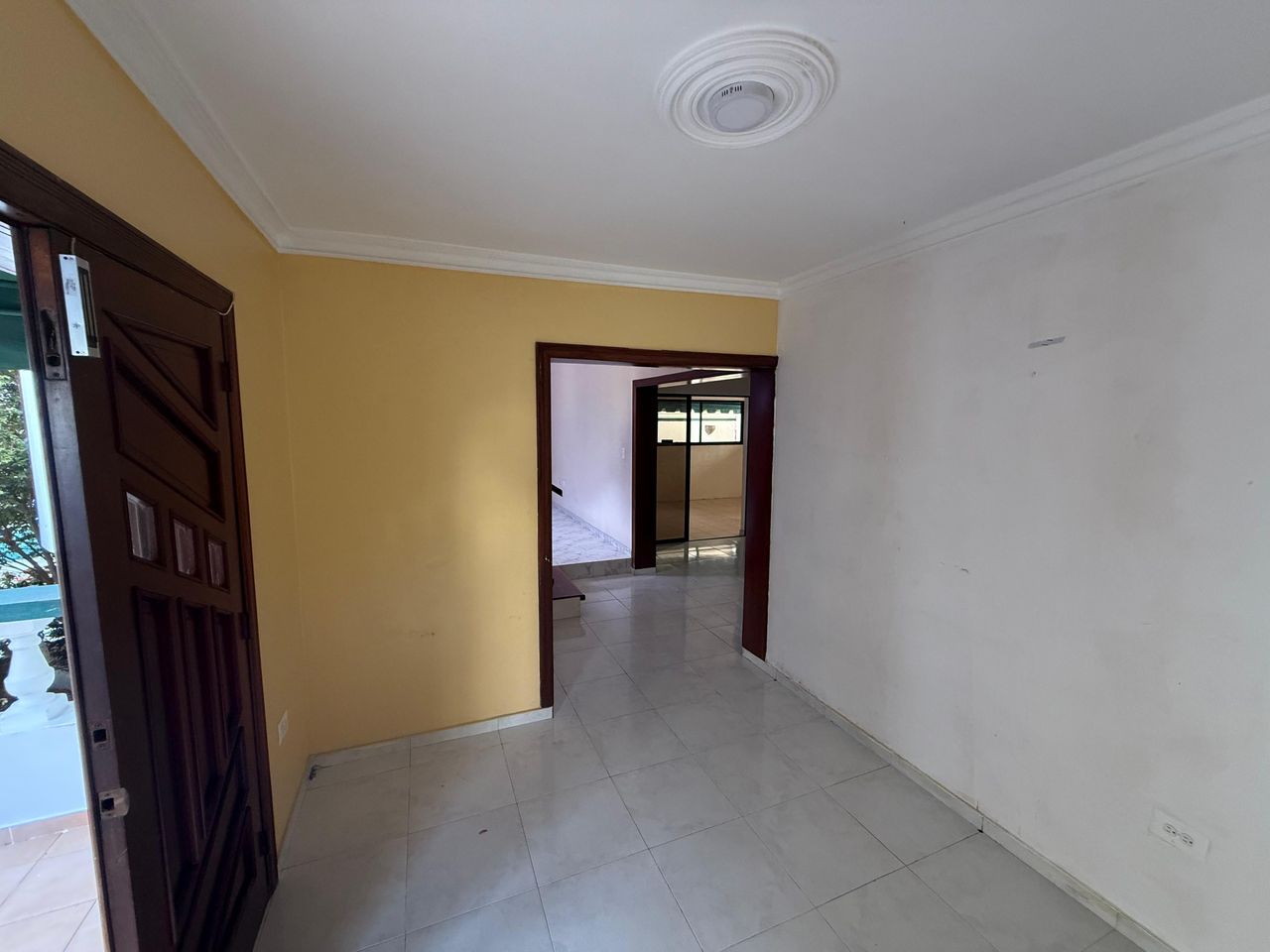 Casa en alquiler en Bella Vista Foto 7273080-6.jpg