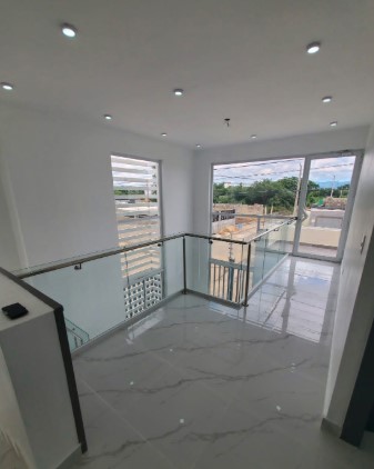 VENTA DE CASA EN VALLE UNIVERSITARIO SANTIAGO R.D Foto 7273086-8.jpg