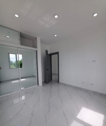 VENTA DE CASA EN VALLE UNIVERSITARIO SANTIAGO R.D Foto 7273086-9.jpg
