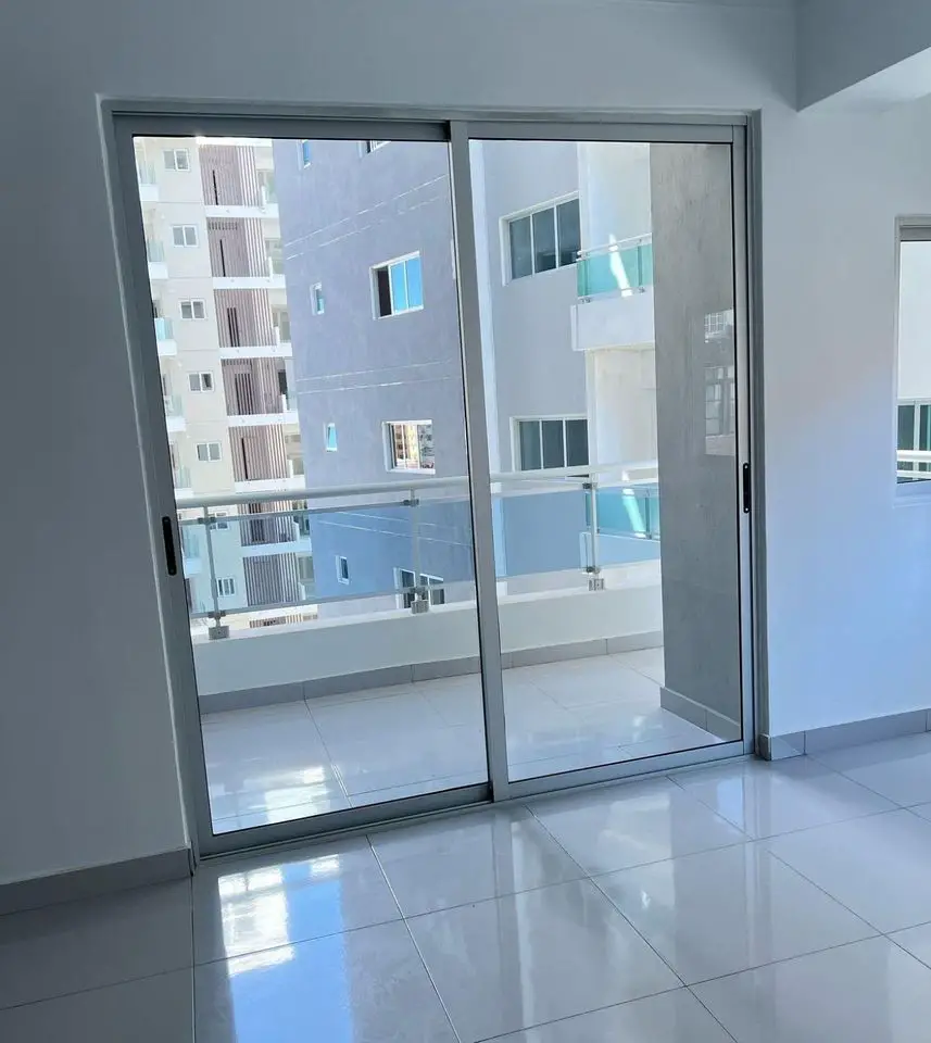 Exclusivo Apartamento de 3 Habitaciones en Ensanche Naco con Línea Bla Foto 7273091-4.jpg