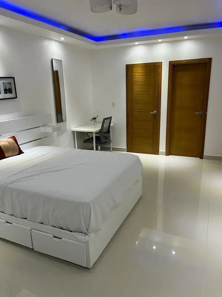 Apartamento amoblado en alquiler en El Millón Santo Domingo Foto 7273094-3.jpg