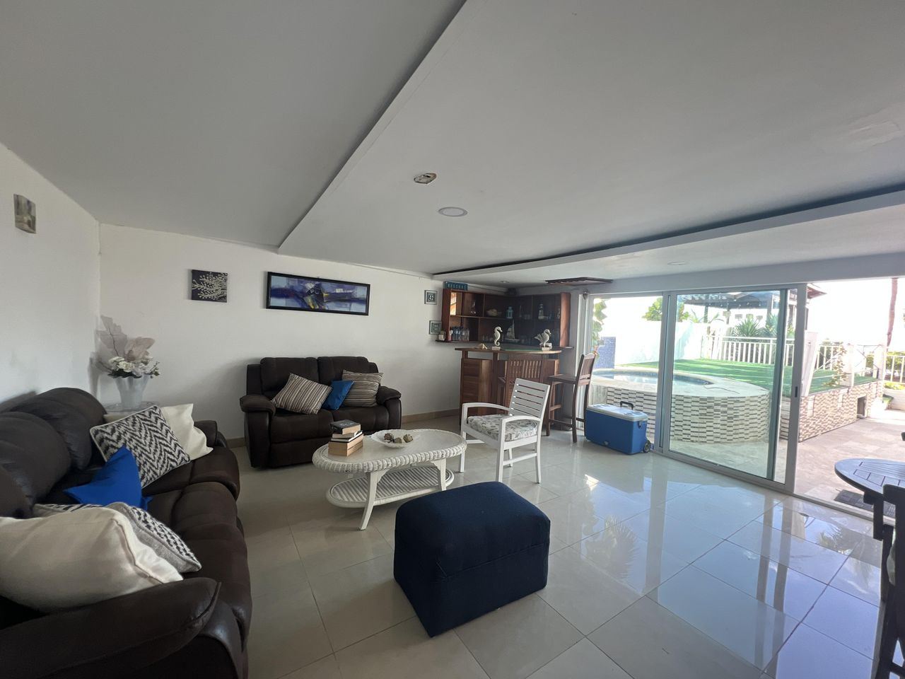 Alquilo y vendo apartamento amueblado en El Retiro- Juan Dolió  Foto 7273095-4.jpg