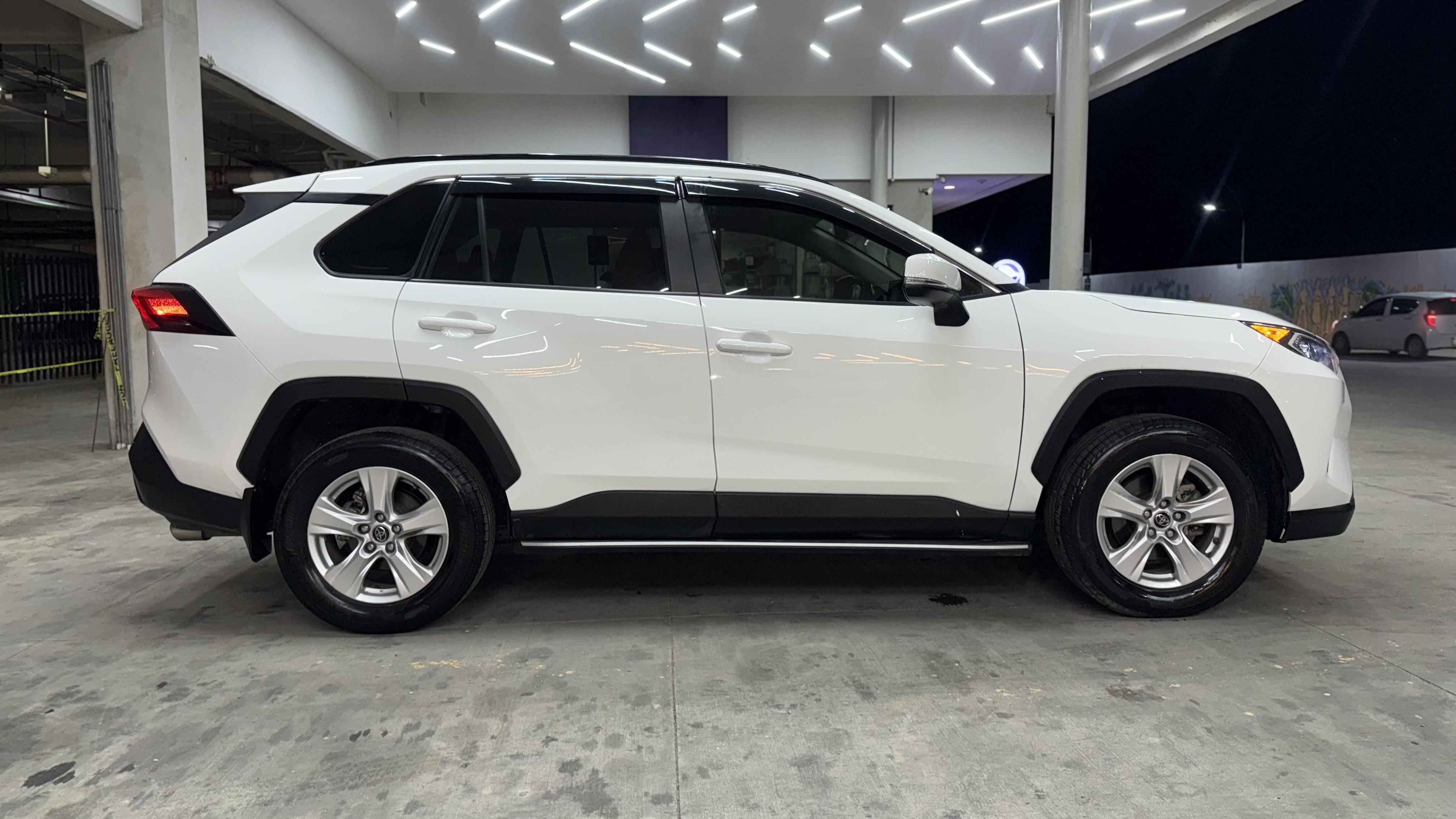 TOYOTA RAV4 2019 XLE RECIÉN IMPORTADA Foto 7273096-7.jpg