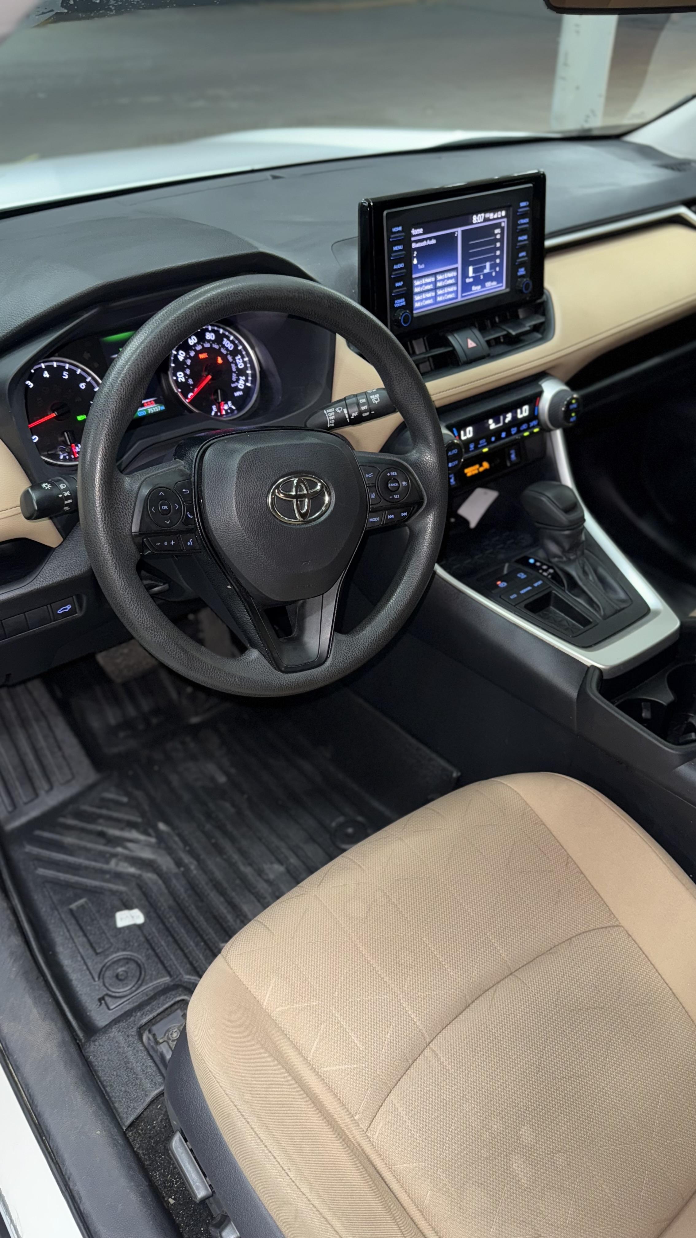 TOYOTA RAV4 2019 XLE RECIÉN IMPORTADA Foto 7273096-8.jpg