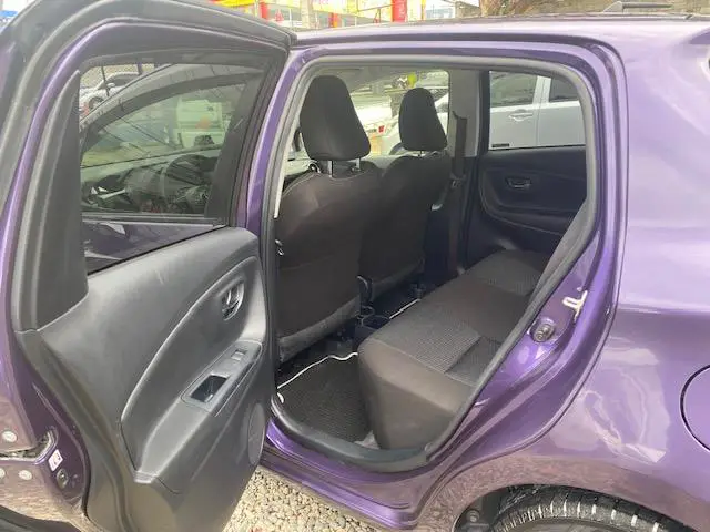 TOYOTA VITZ RECIEN IMPORTADO AÑO 2019 EXCELENTES CONDICIONES Foto 7273128-6.jpg