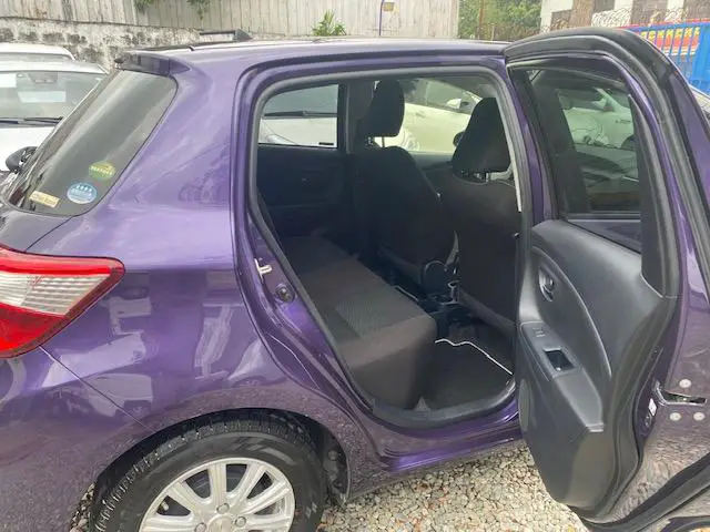 TOYOTA VITZ RECIEN IMPORTADO AÑO 2019 EXCELENTES CONDICIONES Foto 7273128-9.jpg