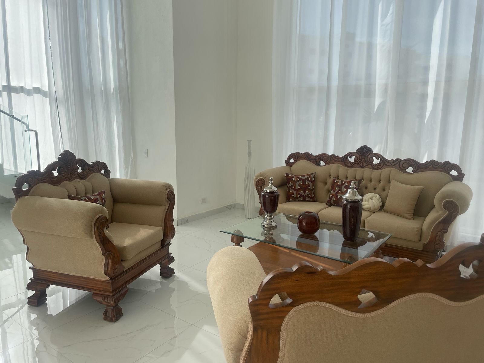 Juego de muebles imperiales en caoba  en Santo Domingo Norte Foto 7273150-3.jpg