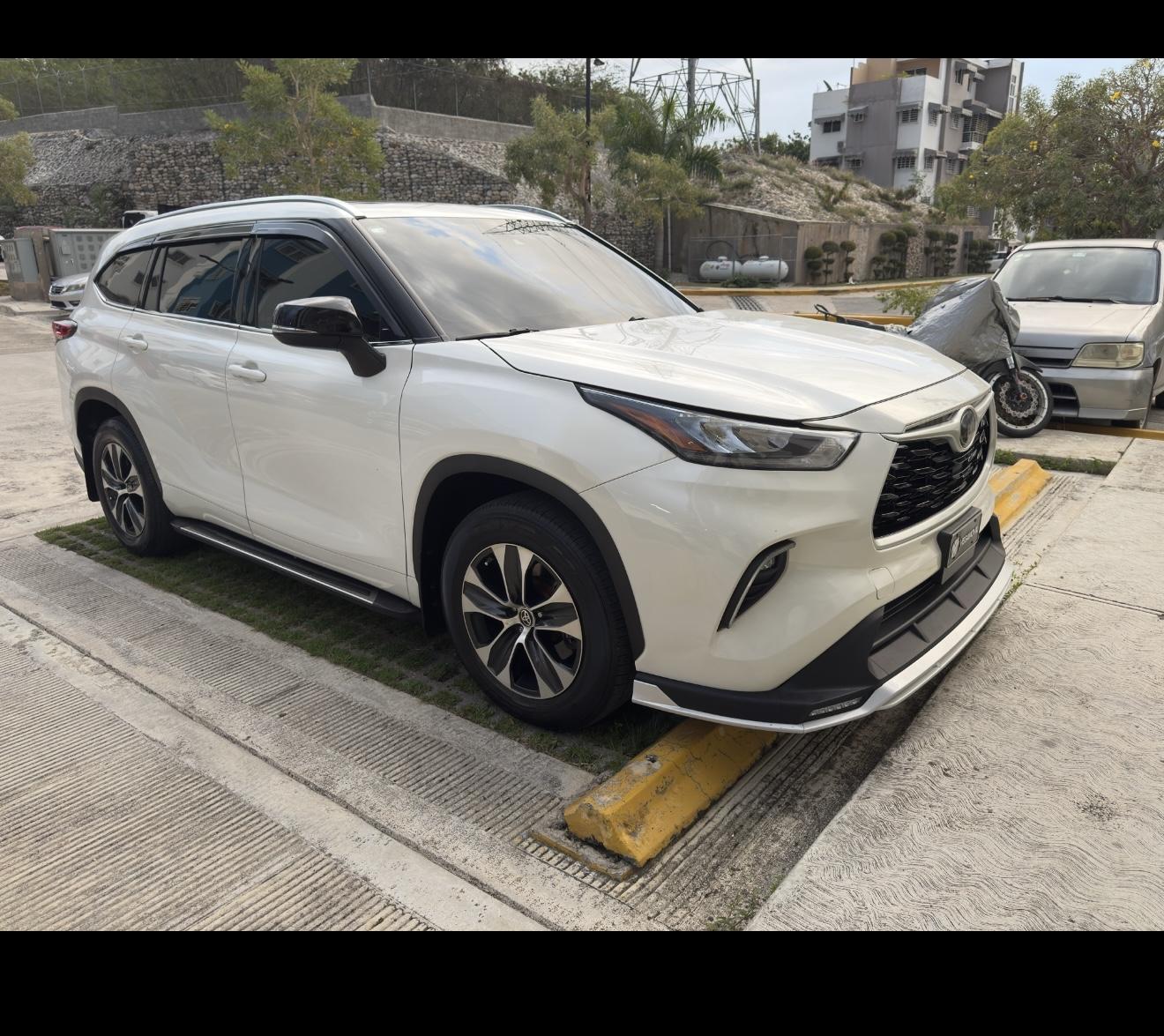 Toyota Highlander 2020 AWD XLE Clean 48k Millas Foto 7273151-3.jpg