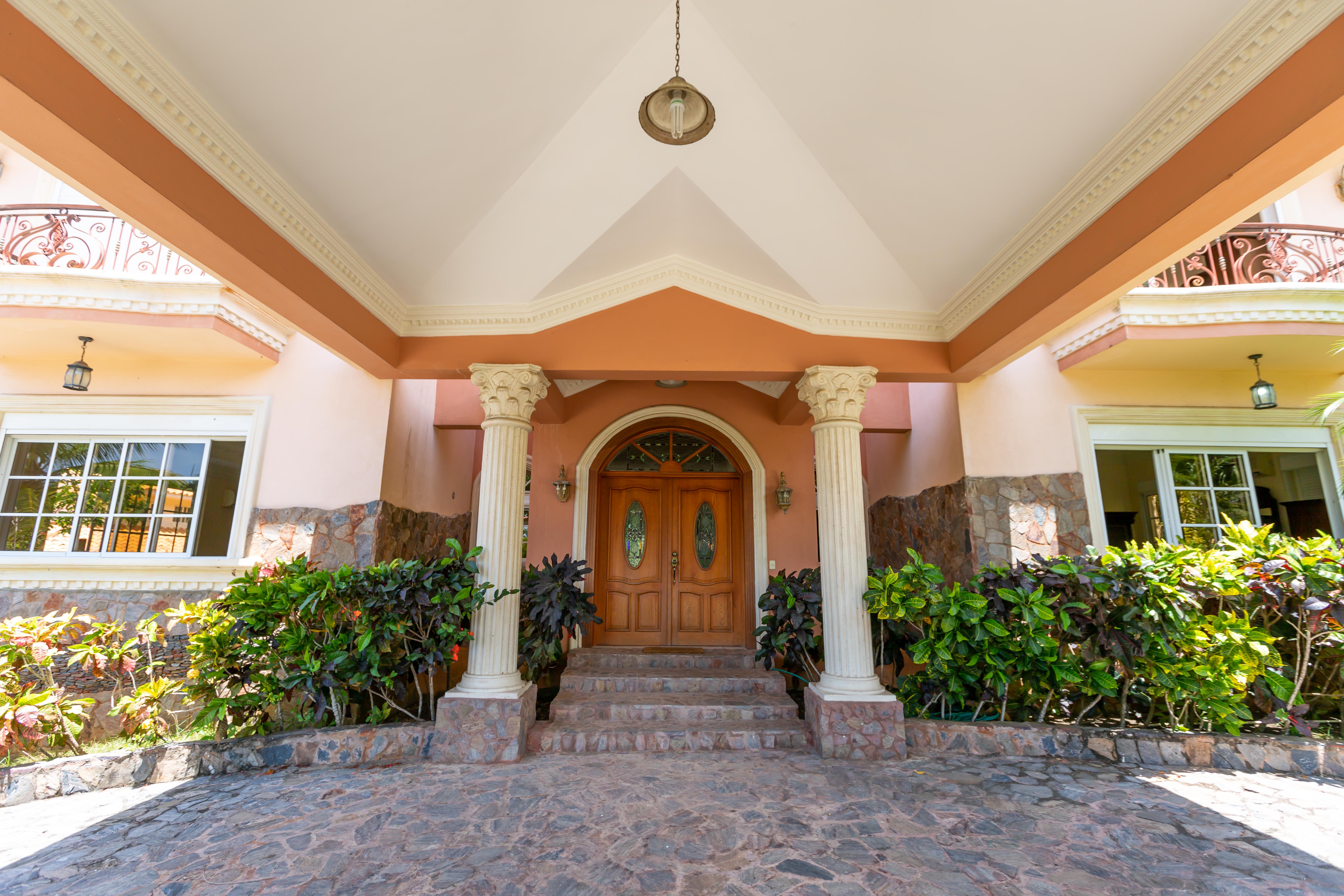 Alquilo y vendo Majestuosa villa en Metro Country club  Foto 7273238-4.jpg