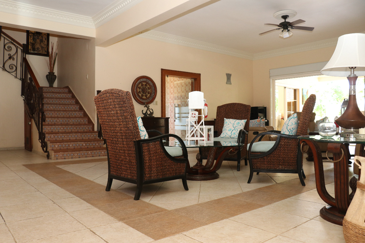 Alquilo y vendo Majestuosa villa en Metro Country club  Foto 7273238-5.jpg