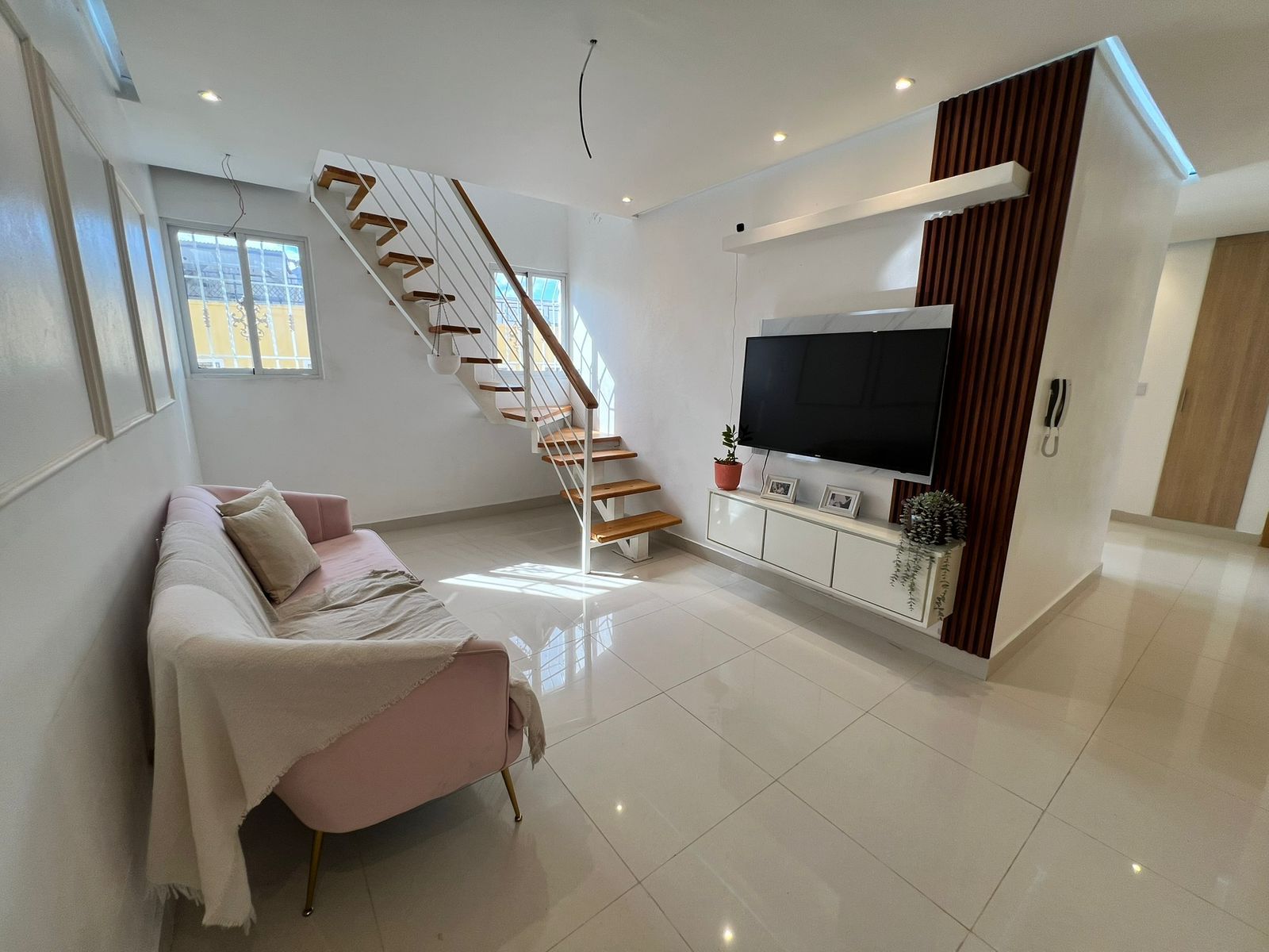Se vende Penthouse Remodelado Ubicado en la Autopista de San isidro  Foto 7273289-2.jpg