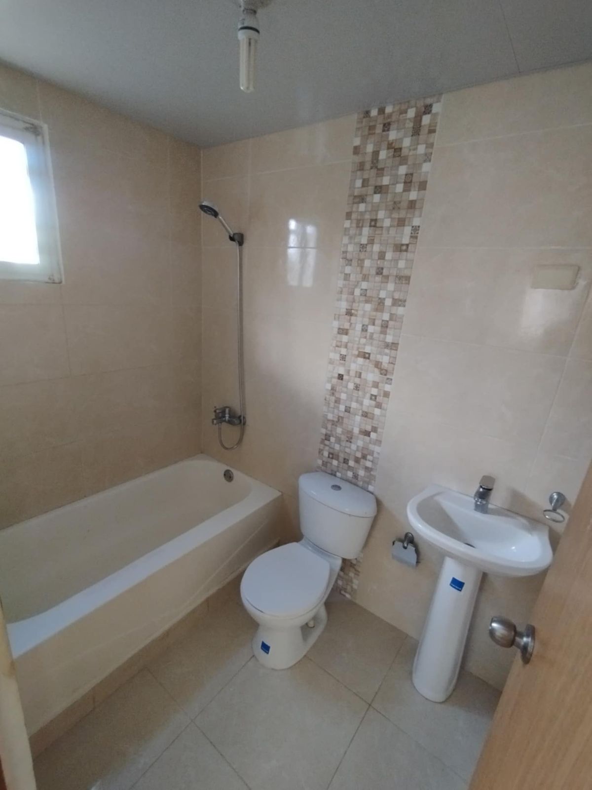 Se alquila apartamento ubicado en  ciudad Juan Bosch Foto 7273290-11.jpg