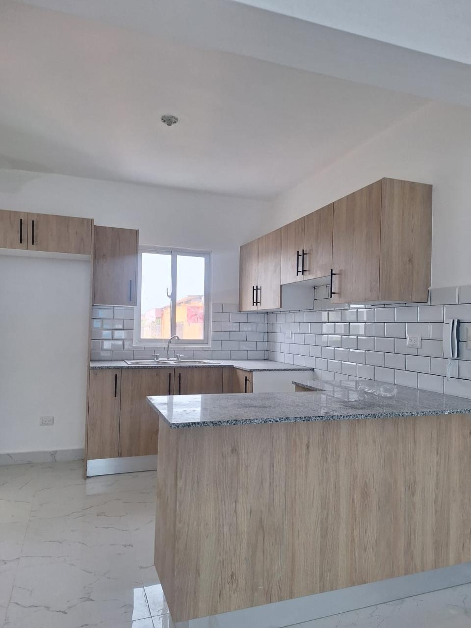 Apartamento de 3 Habitaciones en Venta en la Av. España.  Foto 7273371-3.jpg