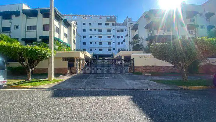 Apartamento de 3 Habitaciones en Venta en Praderas.  Foto 7273385-1.jpg