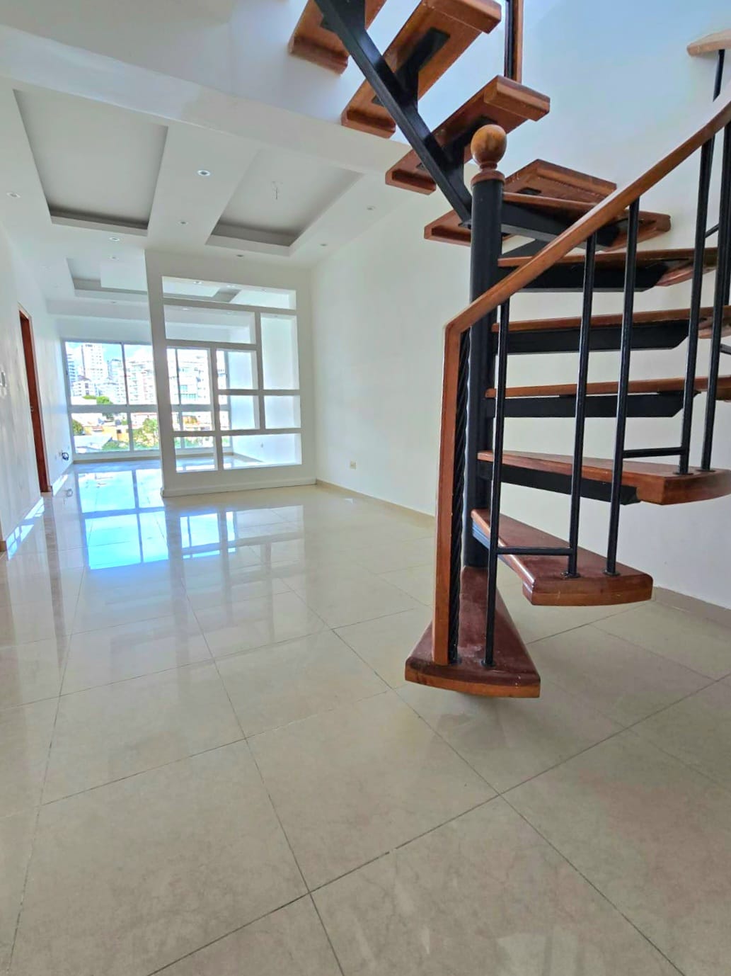 Penthouse de 4 Habitaciones en Venta en la URBANIZACIÓN FERNÁNDEZ detr Foto 7273394-4.jpg