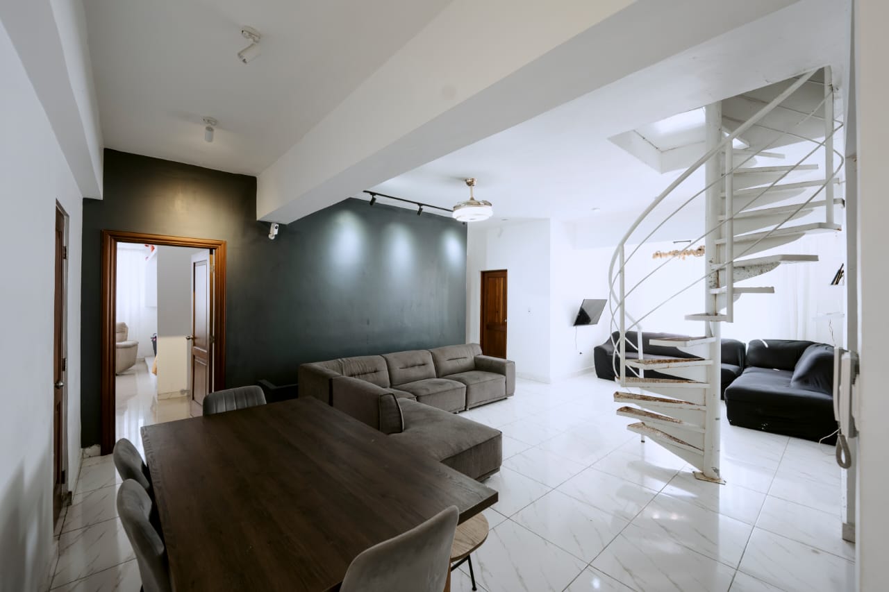 Apartamento de 3 Habitaciones en Venta en la Av. Independencia.  Foto 7273423-3.jpg