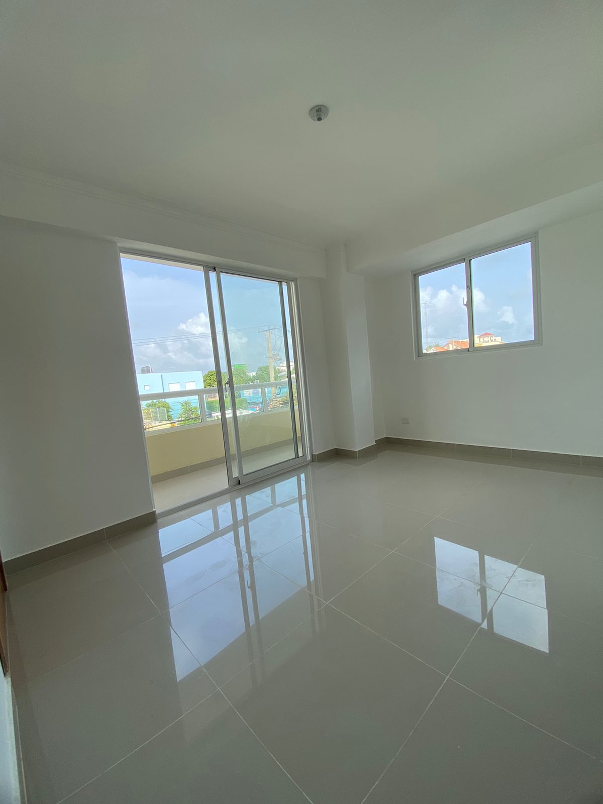 Apartamento de 3 Habitaciones en Venta en la Av. Independencia.  Foto 7273430-3.jpg