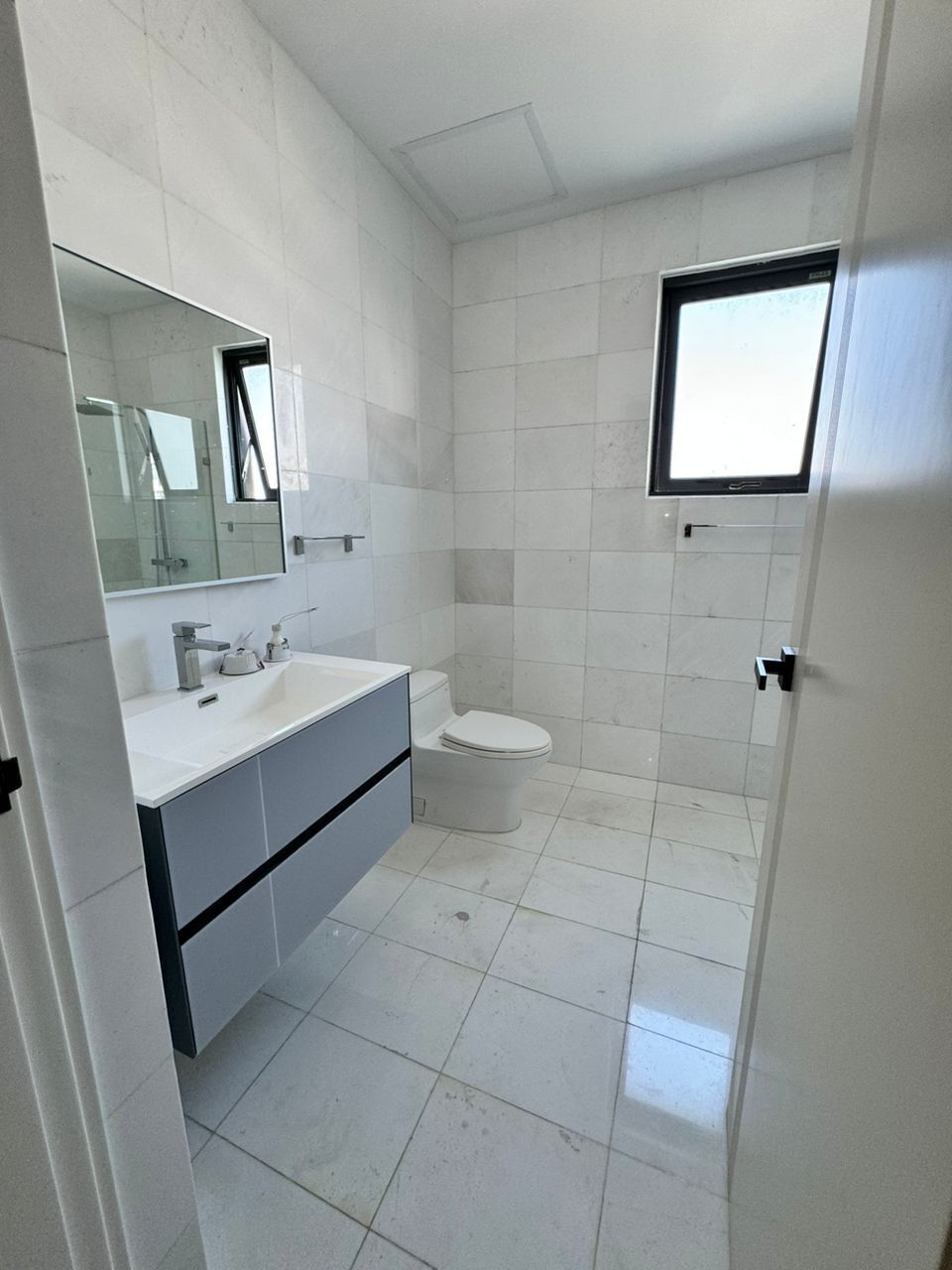 Vendo un lujoso apartamento en Los Cacicazgos Foto 7273509-15.jpg