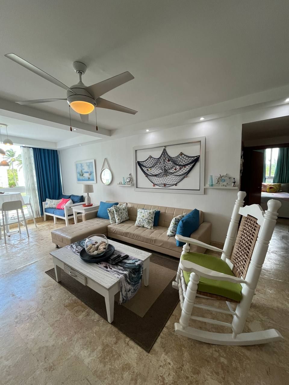 Acogedor apartamento ubicado en primera línea de playa en La Ensenada Foto 7273524-3.jpg
