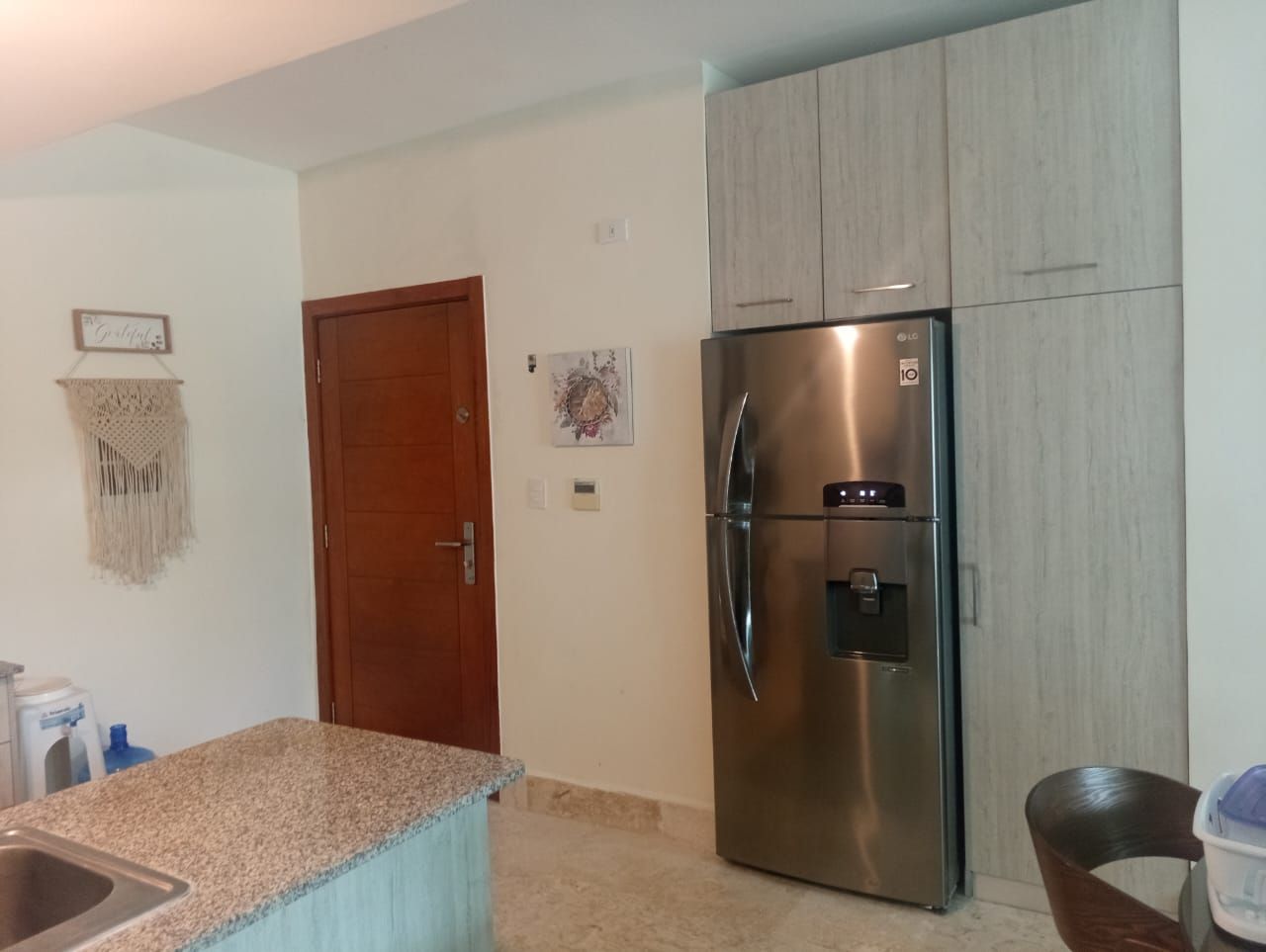 Vendo elegante apartamento ubicado en primera línea de playa en La Ens Foto 7273526-7.jpg