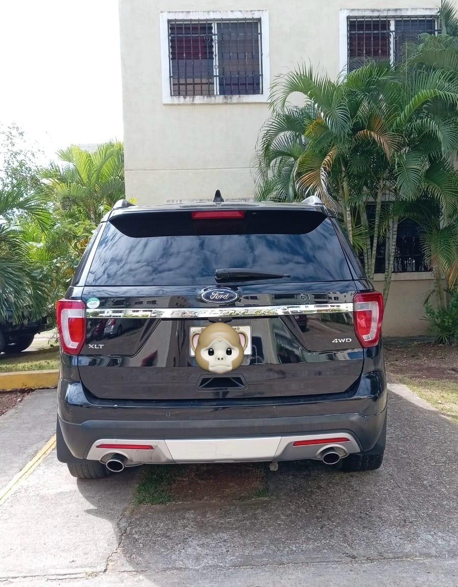 Se vende vehículo Ford Explorer año 2016 4wd  Foto 7273528-2.jpg