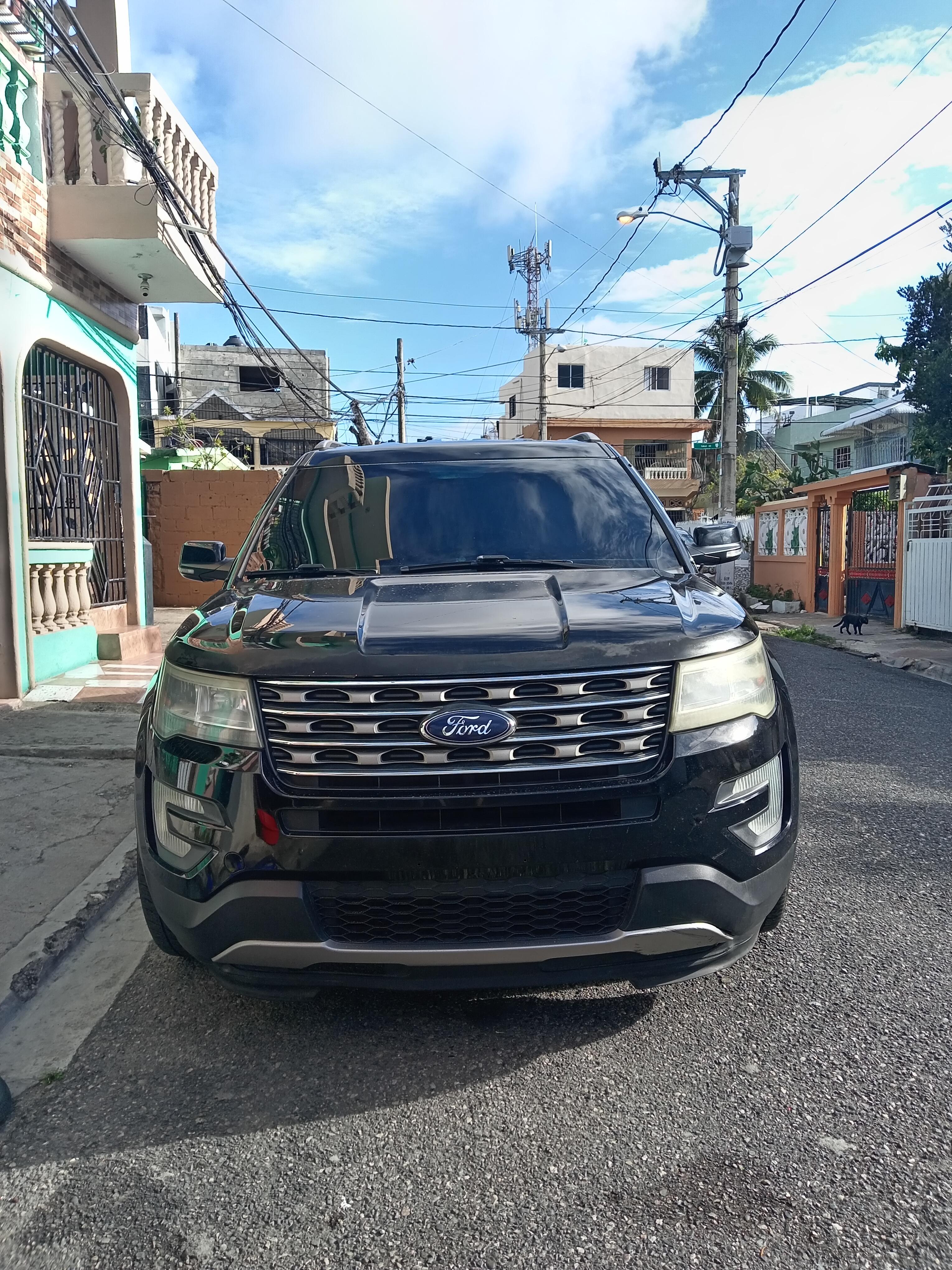 Se vende vehículo Ford Explorer año 2016 4wd  Foto 7273528-8.jpg