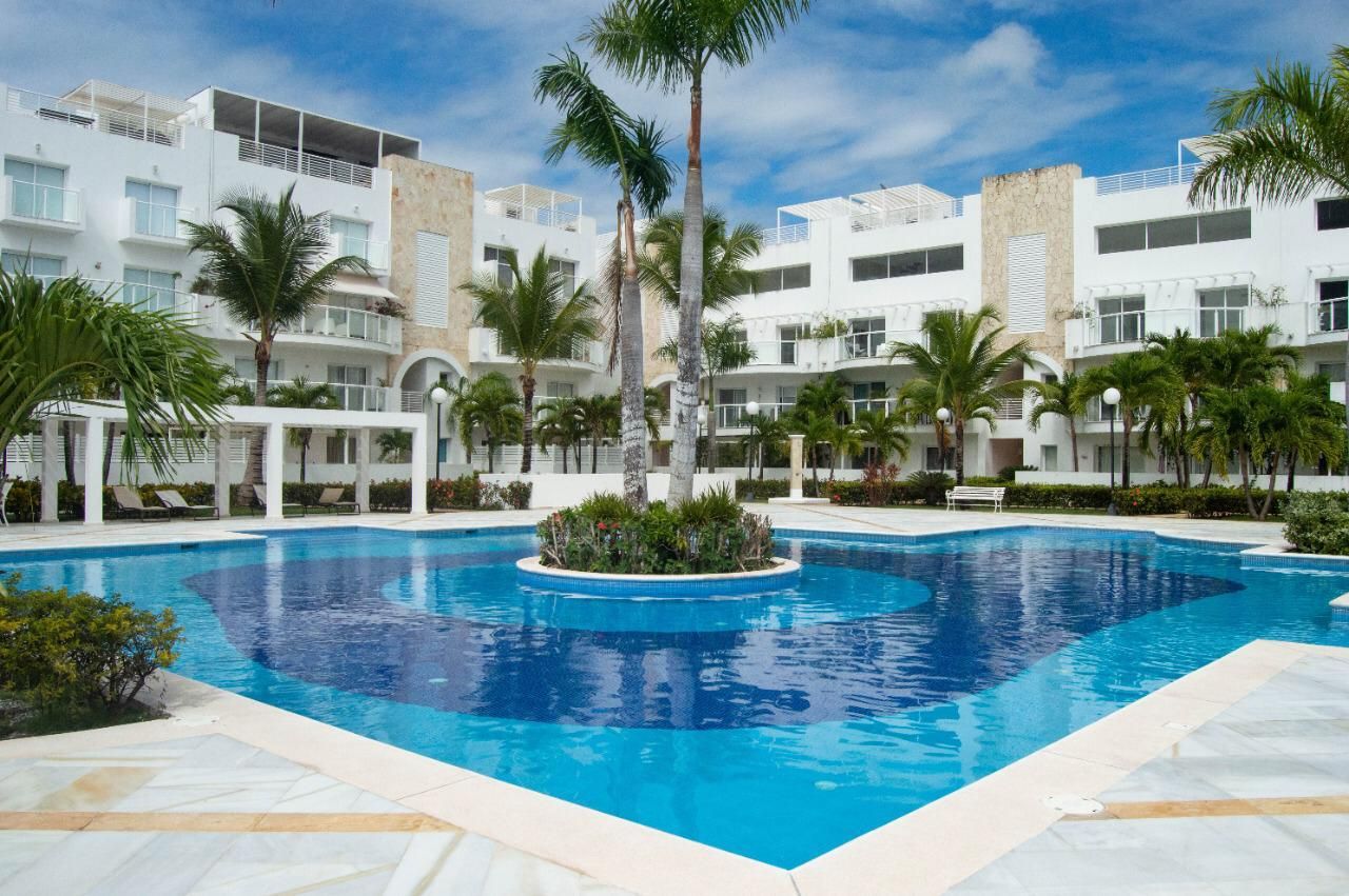 Hermoso penthouse con vista a la piscina en Residencial Las Olas  Foto 7273534-2.jpg