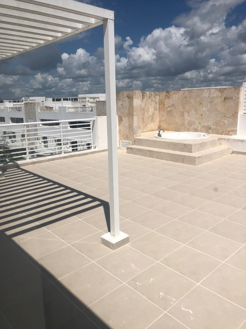 Hermoso penthouse con vista a la piscina en Residencial Las Olas  Foto 7273534-3.jpg