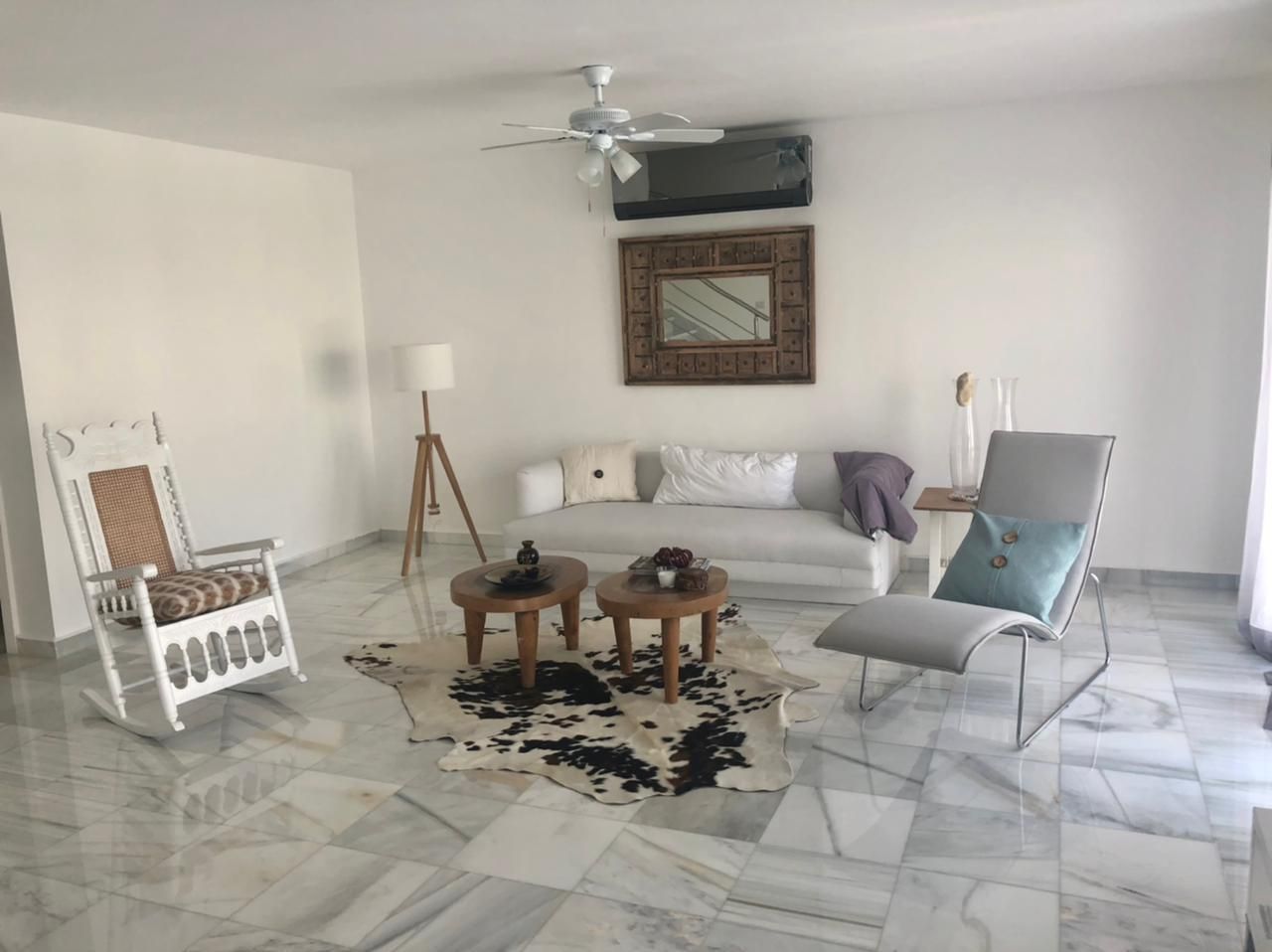 Hermoso penthouse con vista a la piscina en Residencial Las Olas  Foto 7273534-7.jpg